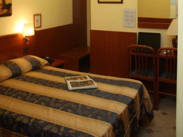 Las mejores ofertas de Hotel Viennese L`AQUILA