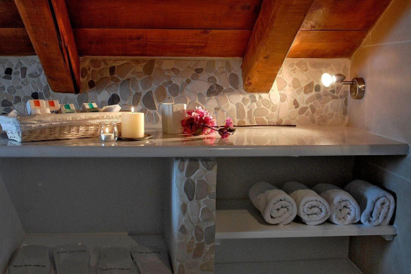 Las mejores ofertas de Mistral Htl Hydra Aegina 