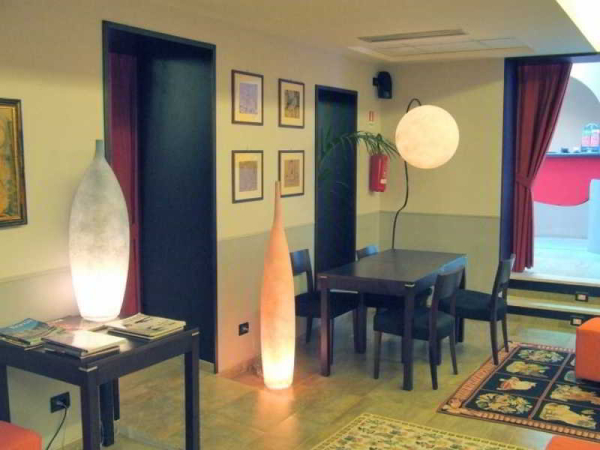 Las mejores ofertas de Re Di Roma Hotel Archbasilica of St. John Lateran