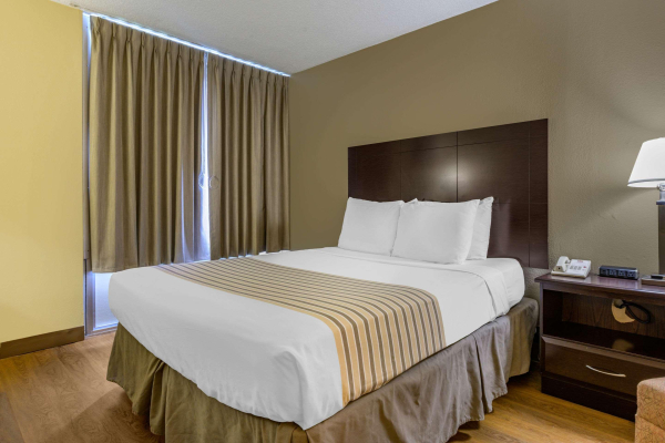 Las mejores ofertas de Econo Lodge Inn & Suites Triadelphia - Wheeling Triadelphia