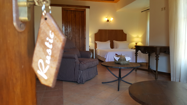Las mejores ofertas de Liotrivi Boutique Hotel Lagkadia