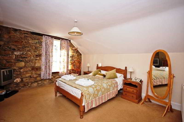 Las mejores ofertas de Gellifawr Country Hotel Fishguard