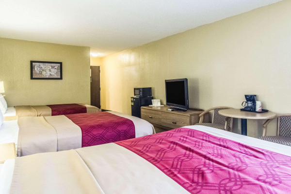 Las mejores ofertas de Econo Lodge Darien Brunswick