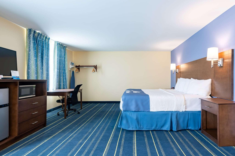 Days Inn by Wyndham Hartford/Closest Downtown