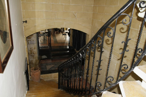 Las mejores ofertas de Point De Vue Mdina