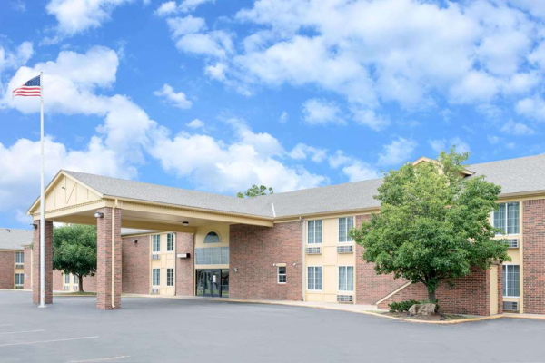 Las mejores ofertas de Days Inn by Wyndham Newton Newton