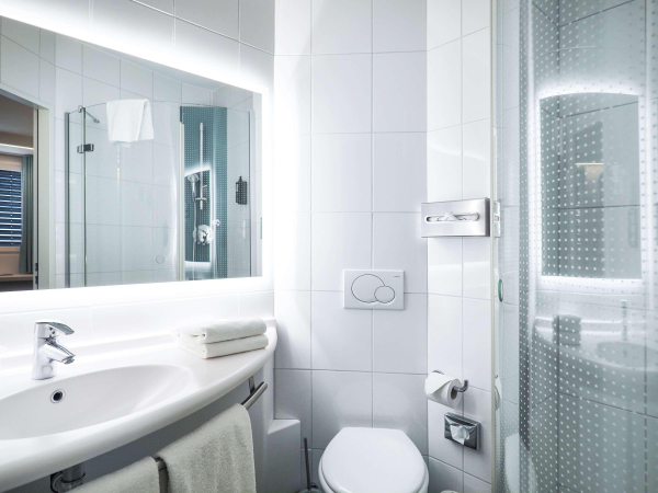 Las mejores ofertas de ibis Locarno Cademario