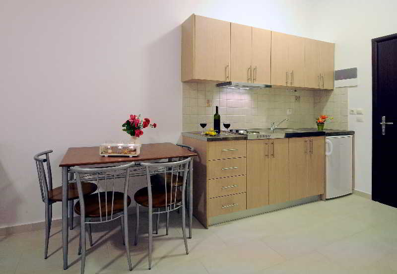 Las mejores ofertas de Anatoli Kythira