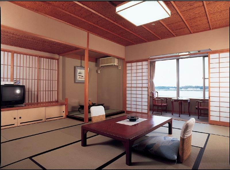 Las mejores ofertas de Kaga Kanko Hotel Komatsu