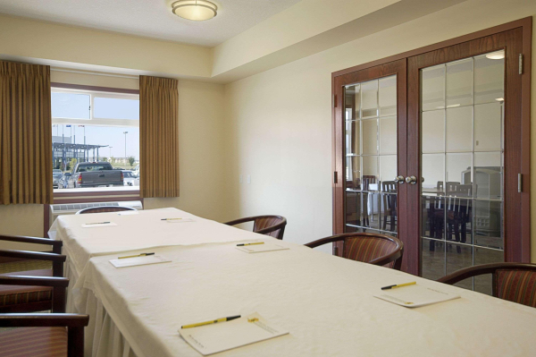 Las mejores ofertas de Super 8 By Wyndham Fort Saskatchewan Fort Saskatchewan