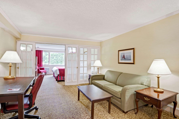 Las mejores ofertas de Ramada By Wyndham Seekonk Providence Area East Providence