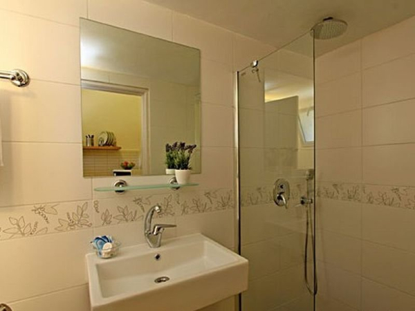 Las mejores ofertas de Kibbutz Malkiya Travel Hotel Neve Ativ