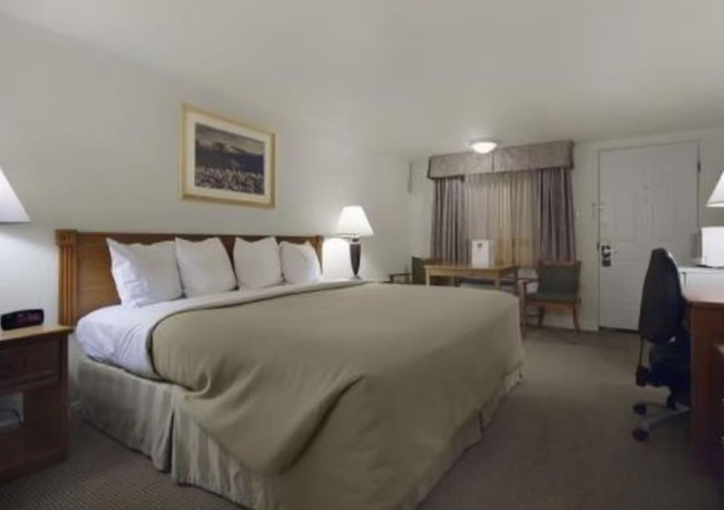 Magnuson Hotel Park Vue