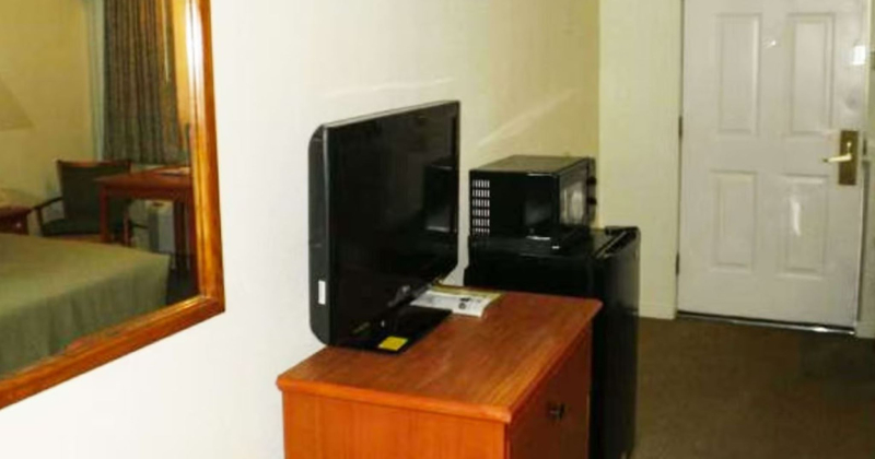 Magnuson Hotel Park Vue