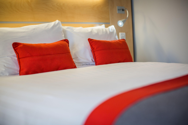 Las mejores ofertas de Holiday Inn Express Edinburgh - Royal Mile Edinburgh City Chamber