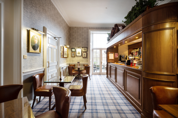 Las mejores ofertas de The Royal Scots Club Edinburgh City Chamber