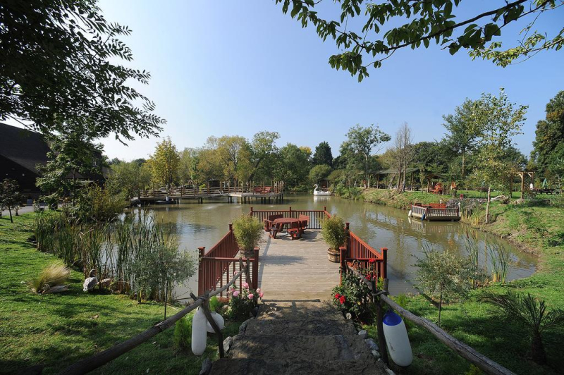 Boship Lions Farm Hotel, Sure Hotel Collection By