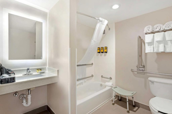 Las mejores ofertas de Best Western Plus Fairfield Hotel Connecticut State Prison 