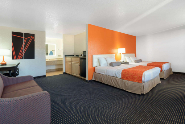 Las mejores ofertas de Howard Johnson By Wyndham Holbrook Petrified Forest NP