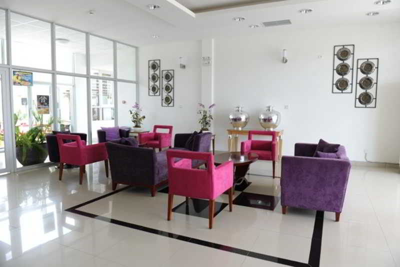 Las mejores ofertas de Ombaka Ritz Benguela