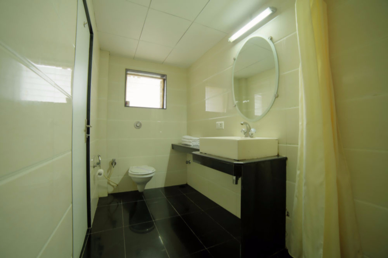 Las mejores ofertas de Kings International Bombay