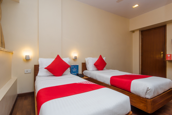 Las mejores ofertas de OYO 78659 Collection O Hotel Jayshree Domestic Air Bombay