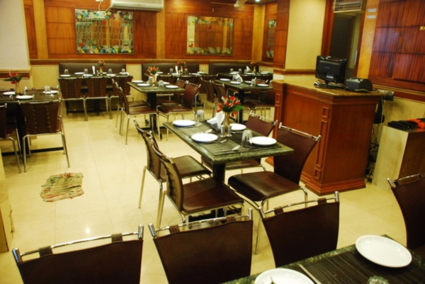 Las mejores ofertas de Capital O 11218 Hotel Mina International Bombay