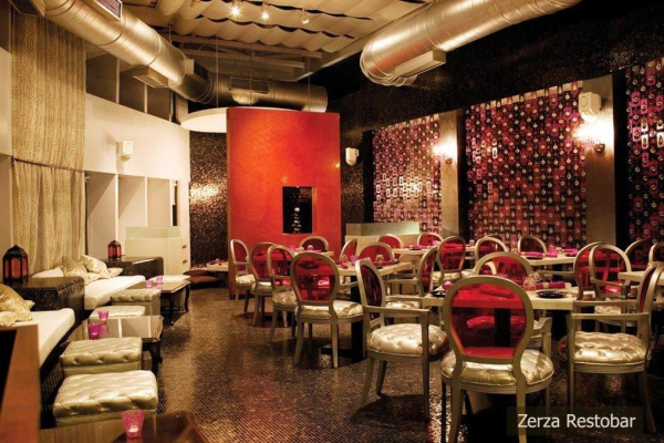 Las mejores ofertas de The Regale Hotel by Tunga Bombay