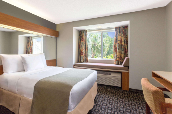 Las mejores ofertas de Microtel Inn & Suites By Wyndham Brunswick North Brunswick