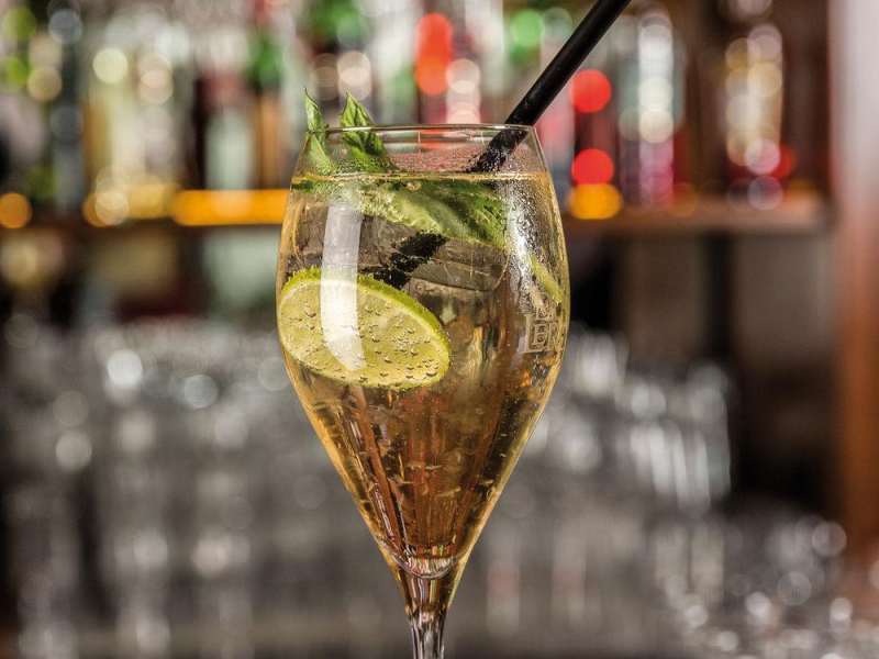 Las mejores ofertas de Hotel Victor's Residenz Hotel Berlin Tegel Berlin