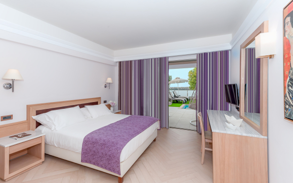 Las mejores ofertas de Porto Platanias Beach Resort & Spa Khania