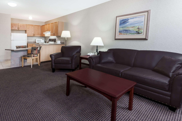 Las mejores ofertas de Best Western Sunrise Inn & Suites Stony Plain