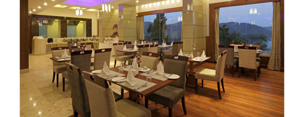 Las mejores ofertas de Regenta Central Jal Mahal Jaipur