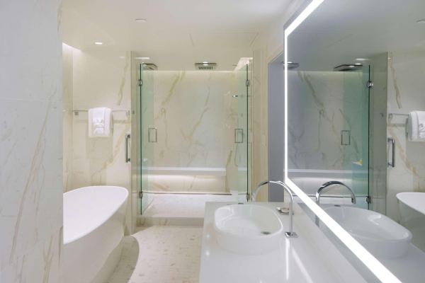 Las mejores ofertas de The Benson Portland, Curio Collection by Hilton Portland