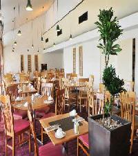 Las mejores ofertas de Legacy Plymouth International Plymouth 