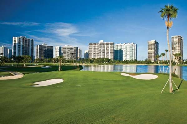 Las mejores ofertas de TURNBERRY ISLE MIAMI, AUTOGRAPH COLLECTION Miami