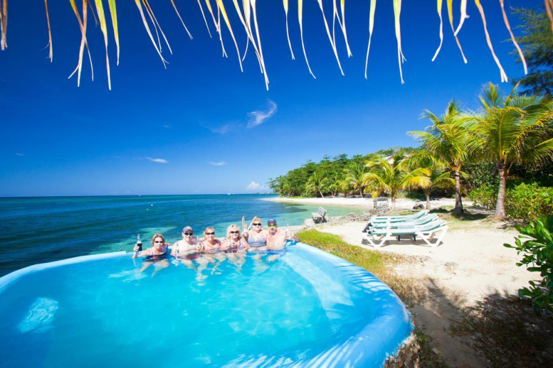 Las mejores ofertas de Las Rocas Resort & Dive Center Roatán