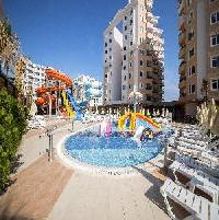 Las mejores ofertas de Ramada Resort Lara Antalya