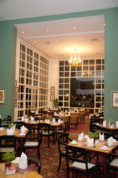 Las mejores ofertas de City Lodge Grand West Ciudad del Cabo