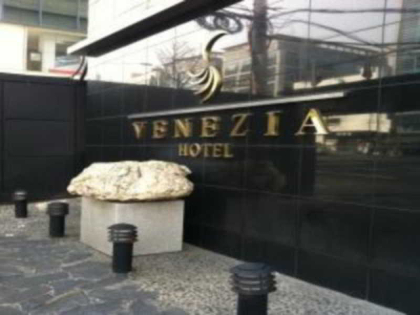 Las mejores ofertas de Venezia Tourist Hotel Seúl