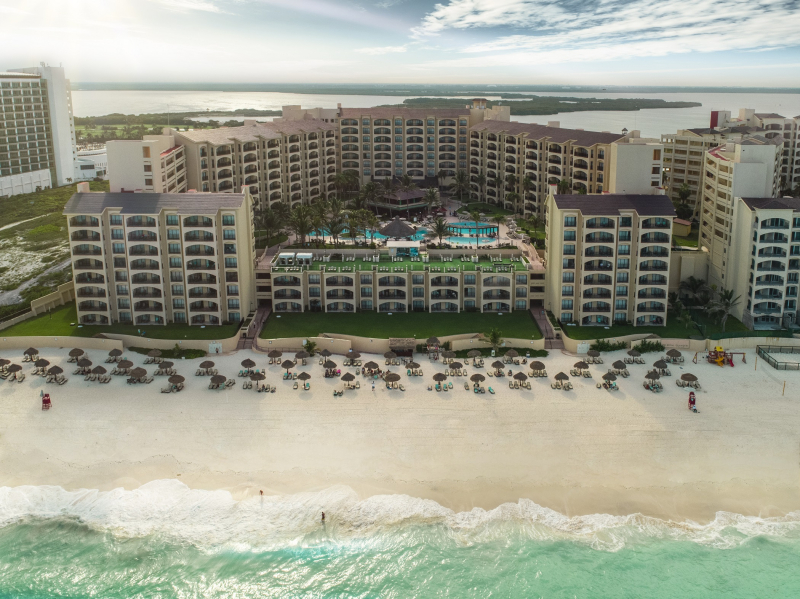 Las mejores ofertas de The Royal Islander - An All Suites Resort Cancún