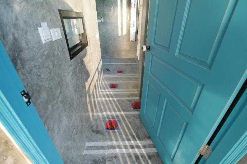 Be My Guest Hip Hotel