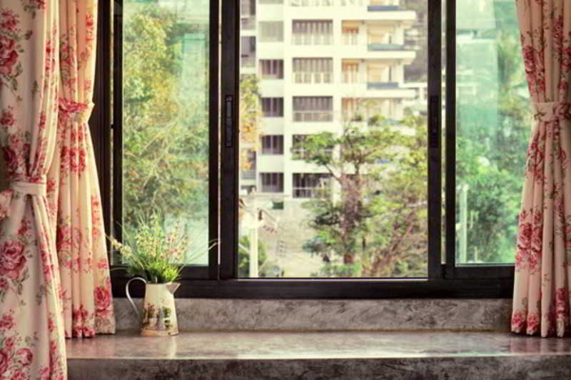 Be My Guest Hip Hotel