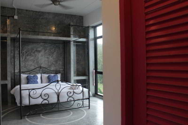 Be My Guest Hip Hotel