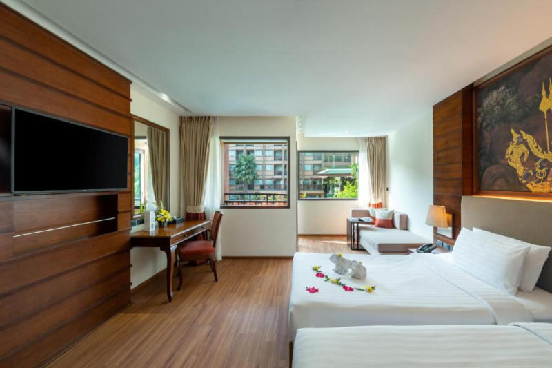 Novotel Phuket Vintage Park Resort