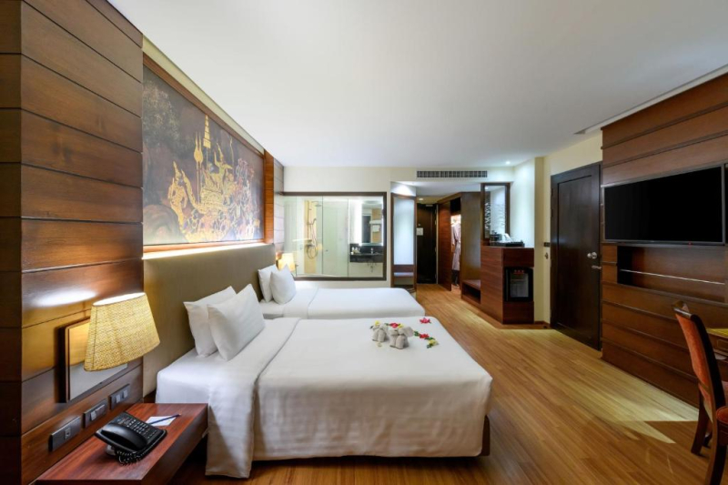 Novotel Phuket Vintage Park Resort