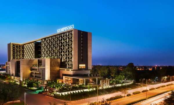 Las mejores ofertas de The Leela Ambience Convention Hotel Delhi Delhi