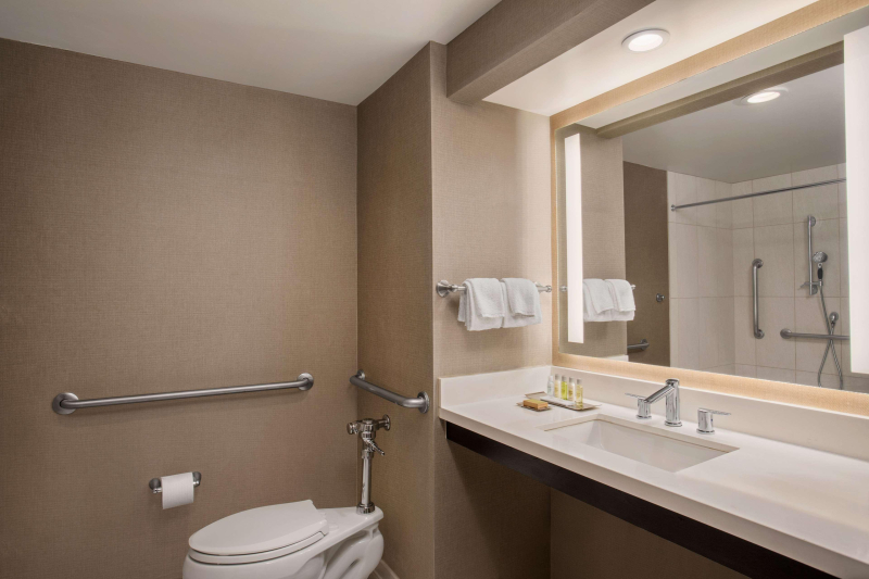 Las mejores ofertas de DoubleTree by Hilton Hotel Los Angeles Norwalk Los Angeles