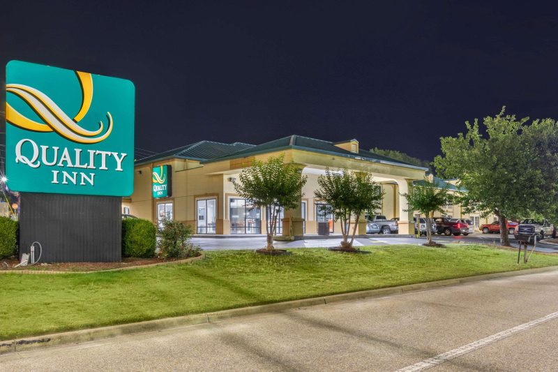 Quality Inn Auburn Campus Area I-85