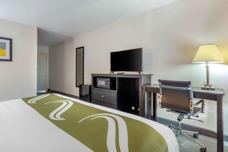 Quality Inn Auburn Campus Area I-85